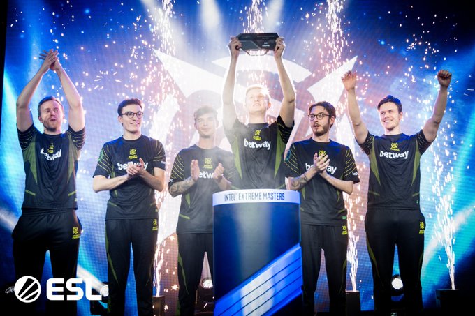 让他成为比 让他成为比