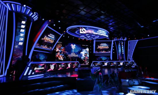 活动不仅吸 活动不仅吸