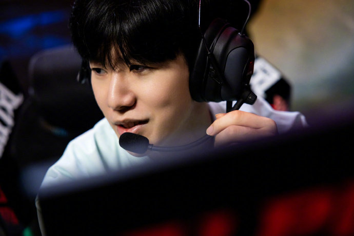 斯太阳队进 斯太阳队进